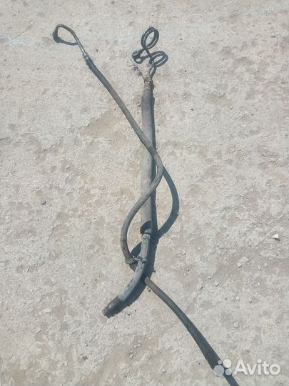 Трубка гур Audi A8 D3