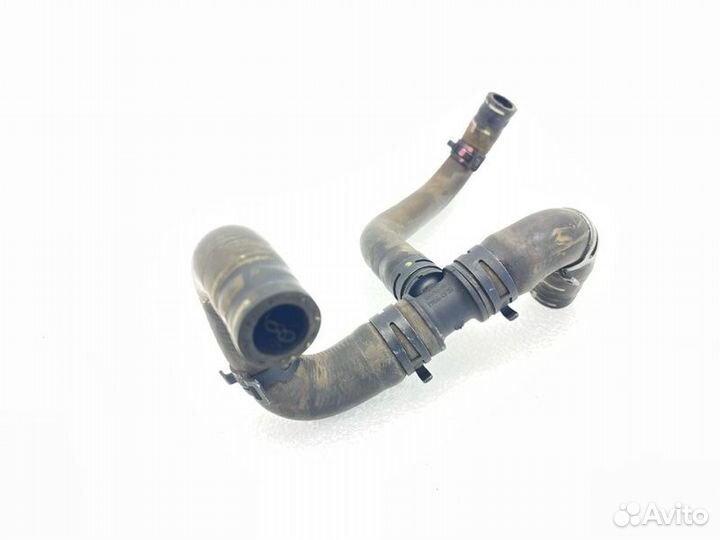 Патрубок системы охлаждения Volkswagen Golf 6 1.4