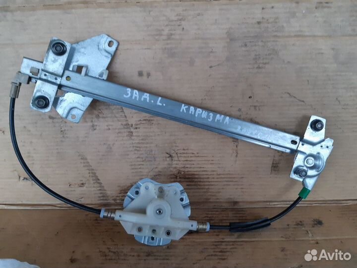 Стеклоподъемник мех. задний Митцубиси Каризма 2001