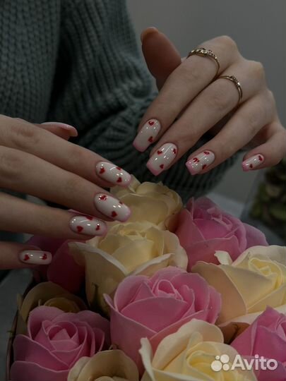 Маникюр, педикюр, гель-лак