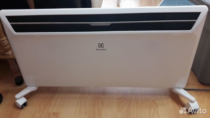 Конвектор Electrolux