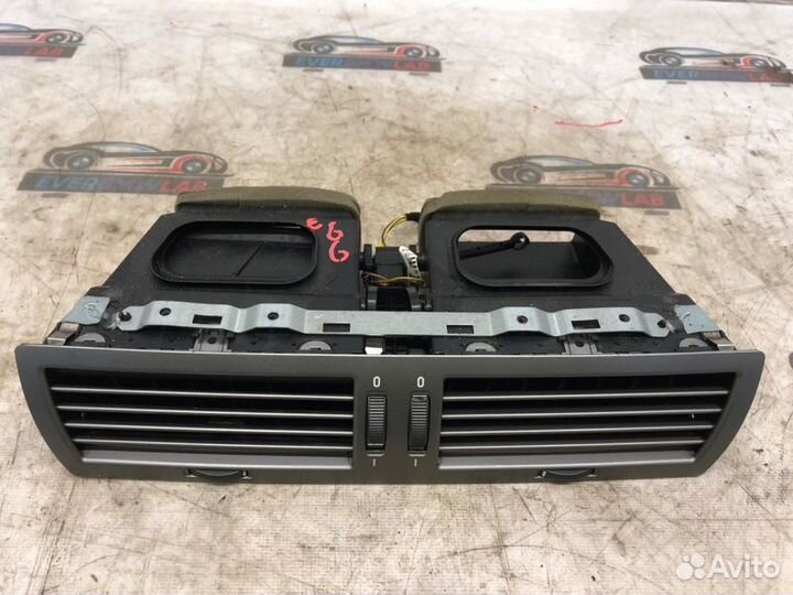 Воздуховод Bmw 7 Series 750I E66 N62B48B 07.2007