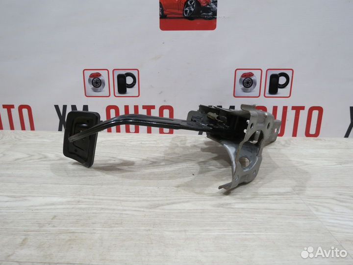 Педаль тормоза Kia Rio 4