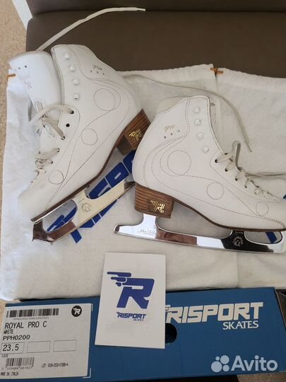 Продам профессиональные коньки