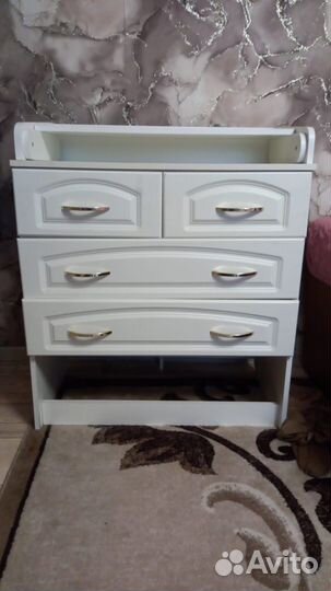 Пеленальный столик с комодом