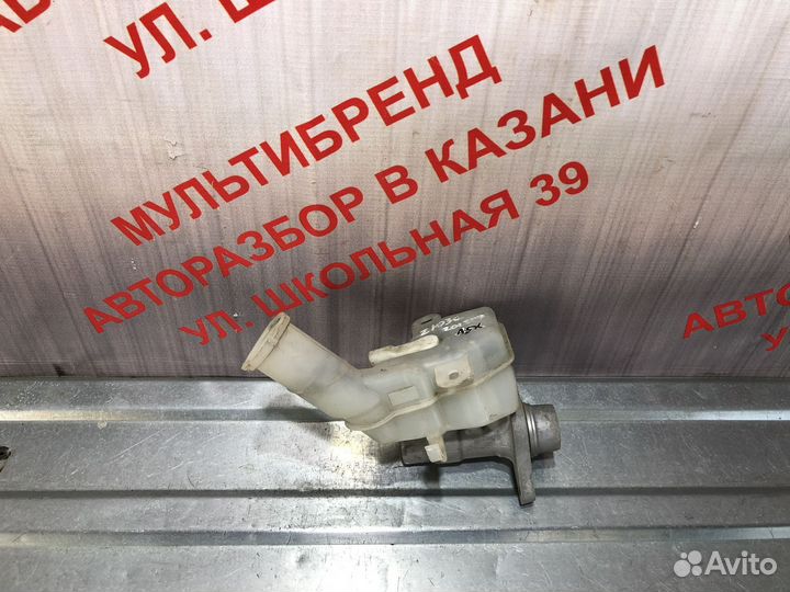 Главный тормозной цилиндр Митцубиси ASX 1