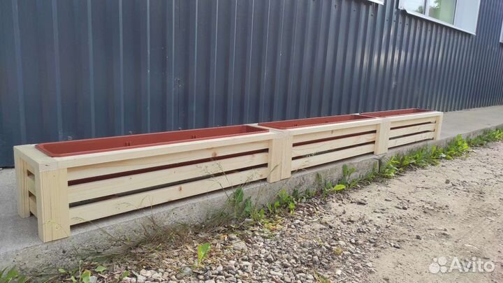 Деревянная клумба, ящик для цветов, кашпо