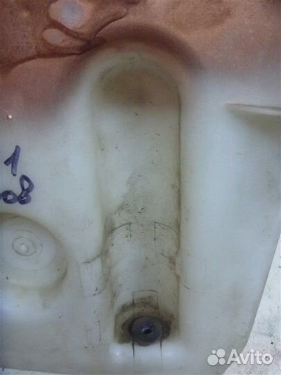 Бачок омывателя Volkswagen Golf 5K1 cgga 2012