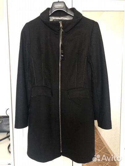 Пальто новое desigual женское размер 42