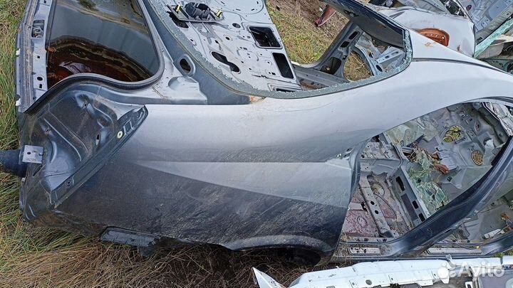 Ниссан Примера P12 крыло заднее правое четверть