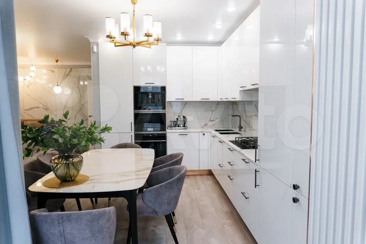 4-к. квартира, 112,8 м², 2/9 эт.