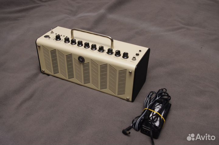 Гитарный комбо усилитель Yamaha THR10