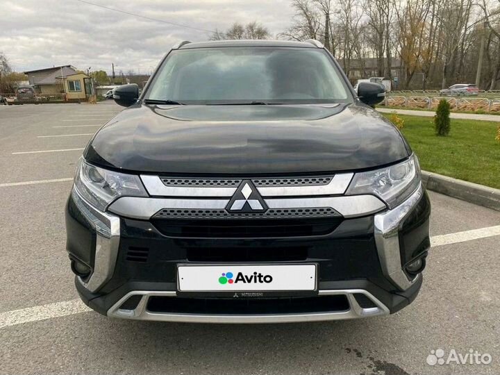 Mitsubishi Outlander 2.0 CVT, 2021, 80 000 км