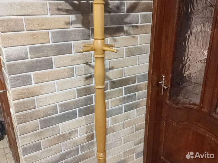 Вешалка напольная