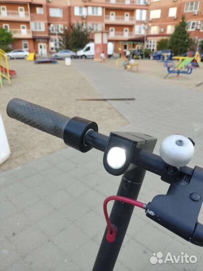 Электросамокат Xiaomi mijia m365