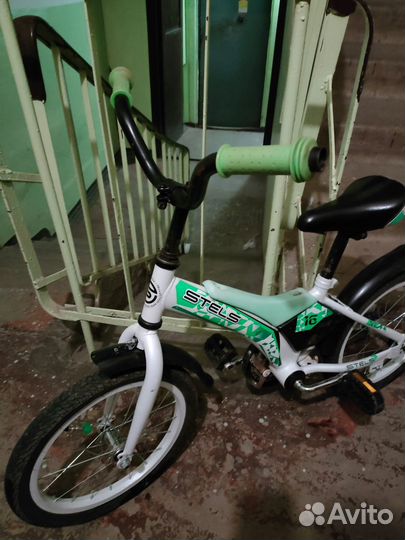 Детский велосипед 16