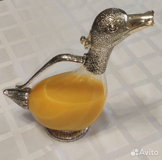 Антикварный графин, кувшин, декантер