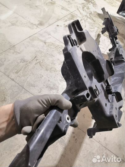 Рамка радиатора фольксваген туарег