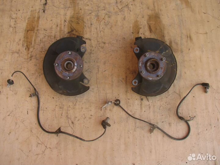 Ступица поворотный кулак датчик abs Suzuki Liana