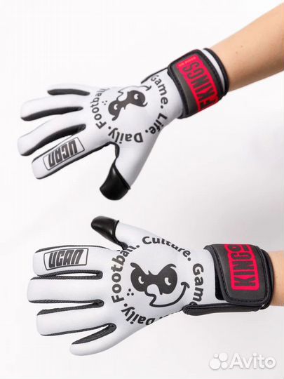 Детские футбольные перчатки