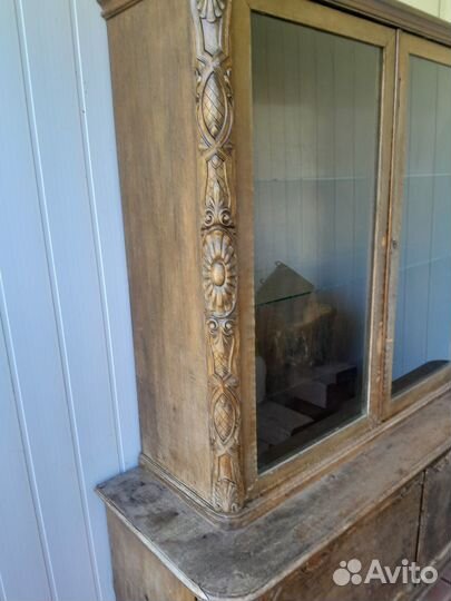 Старинный буфет сервант