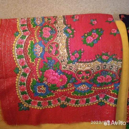 Павлопосадский платок