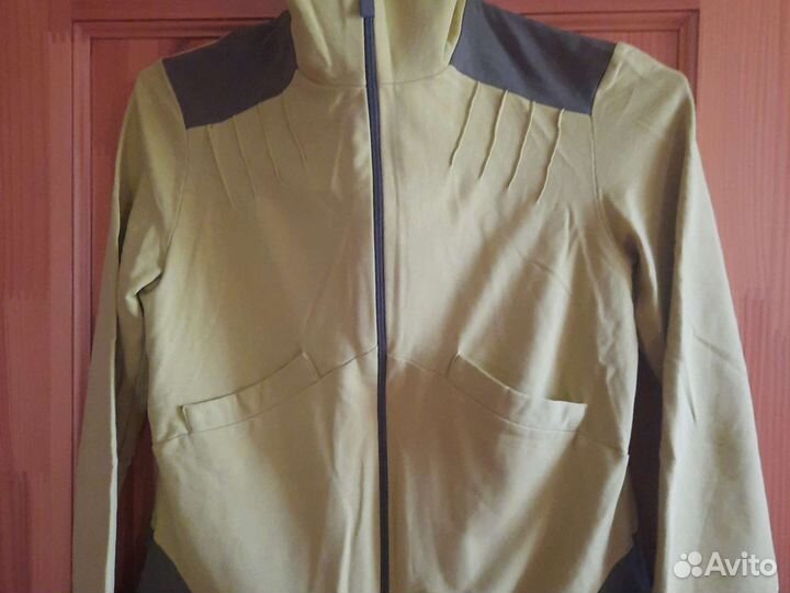 Костюм спортивный женский