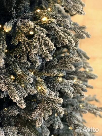 Елка искусственная заснеженная Снежная королева