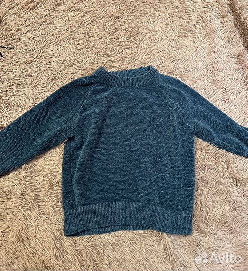 Свитер женский