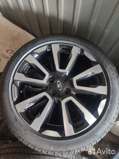 Колеса r17 в сборе на Весту кросс