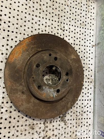 Диск тормозной передний Mercedes-Benz W208