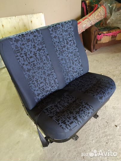 Передние сидения