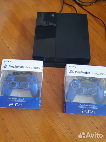 Sony PS4, прошитая,2 джойстика