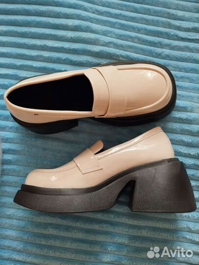 Туфли на толстой платформе