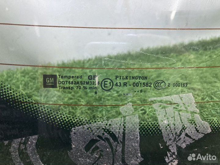 Стекло заднее Opel Astra H 2004-2015