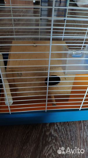 Клетка для попугая большая