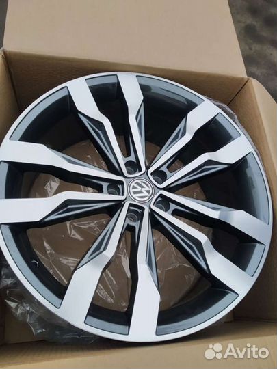 Диски на volkswagen tiguan r18 5х112 новые