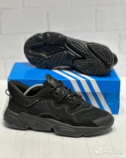 Кроссовки Adidas Ozweego