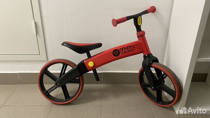Беговел Yvolution Y velo в отличном состоянии