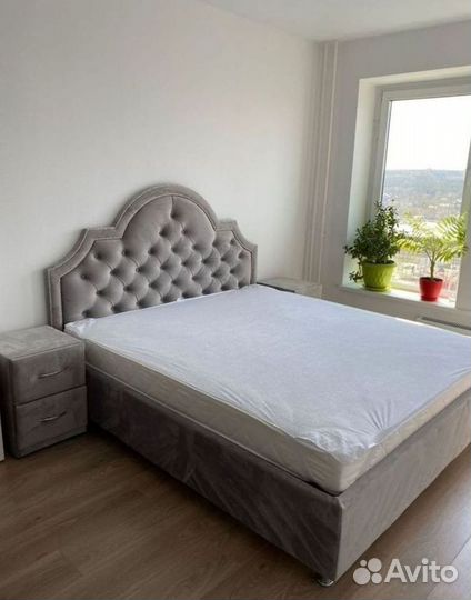 Двухместная мягкая кровать