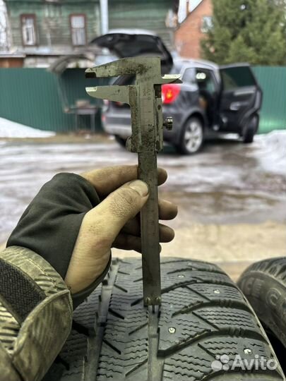 Bridgestone Ice Cruiser 7000 235/50 R18 101T