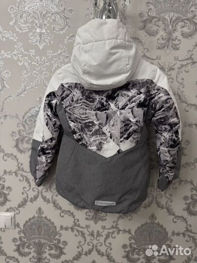 Горнолыжная куртка для девочки 128 134