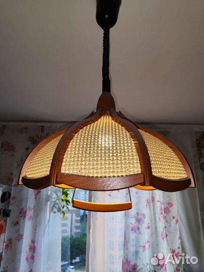 Светильник потолочный подвесной