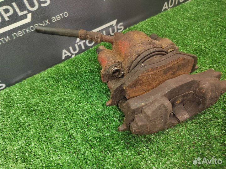 Суппорт передний левый Seat Cordoba 1 1.4 APE 2001