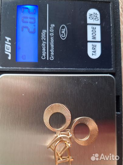 Золотые серьги 585 пробы