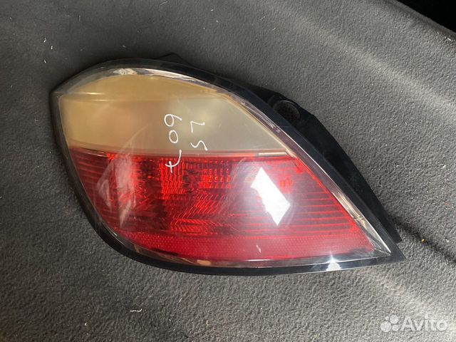 Opel Astra H 5 дв. хетчбэк задний левый фонарь