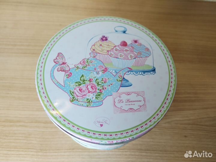 Коробка подарочная