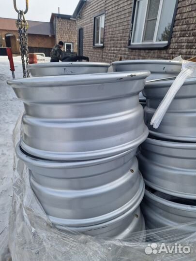 Грузовые диски 9 00 22 5