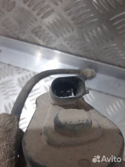 Суппорт задний правый Volkswagen Tiguan NF cava