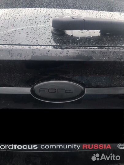 Наклейки на эмблемы черные Ford Focus